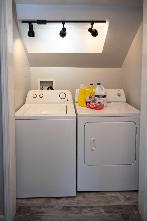 Lakefront Cottage With Private Hot Tub! Buckhead ภายนอก รูปภาพ